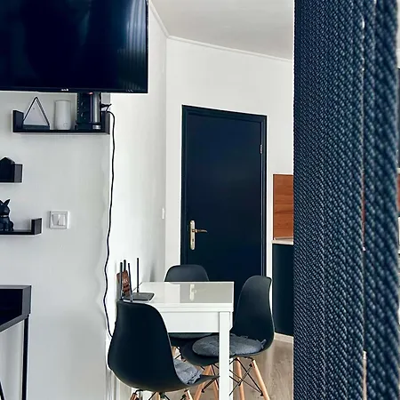 Karolina 65 * סאני ביץ'