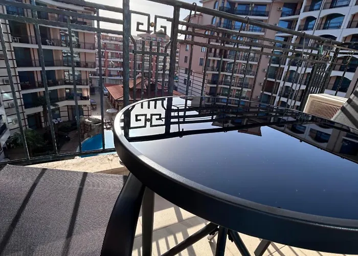 Karolina 65 Sluneční pobřeží