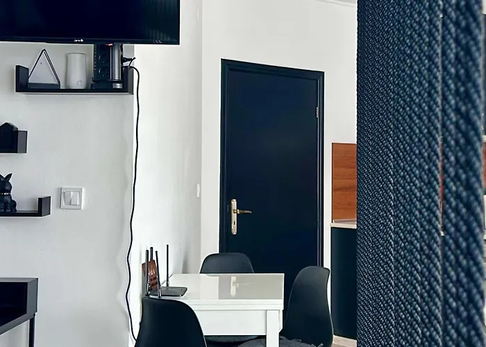 Karolina 65 * Sluneční pobřeží